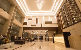 Kiscol Grands Hotel